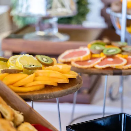 Le Mouton Blanc Mont St. Michel