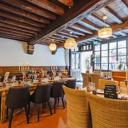 Le Mouton Blanc Hotel