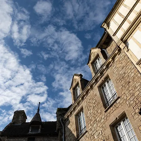 Hotel Le Mouton Blanc 3*