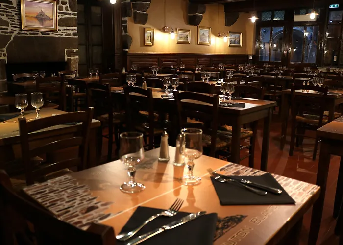 Le Mouton Blanc 3* Mont St. Michel